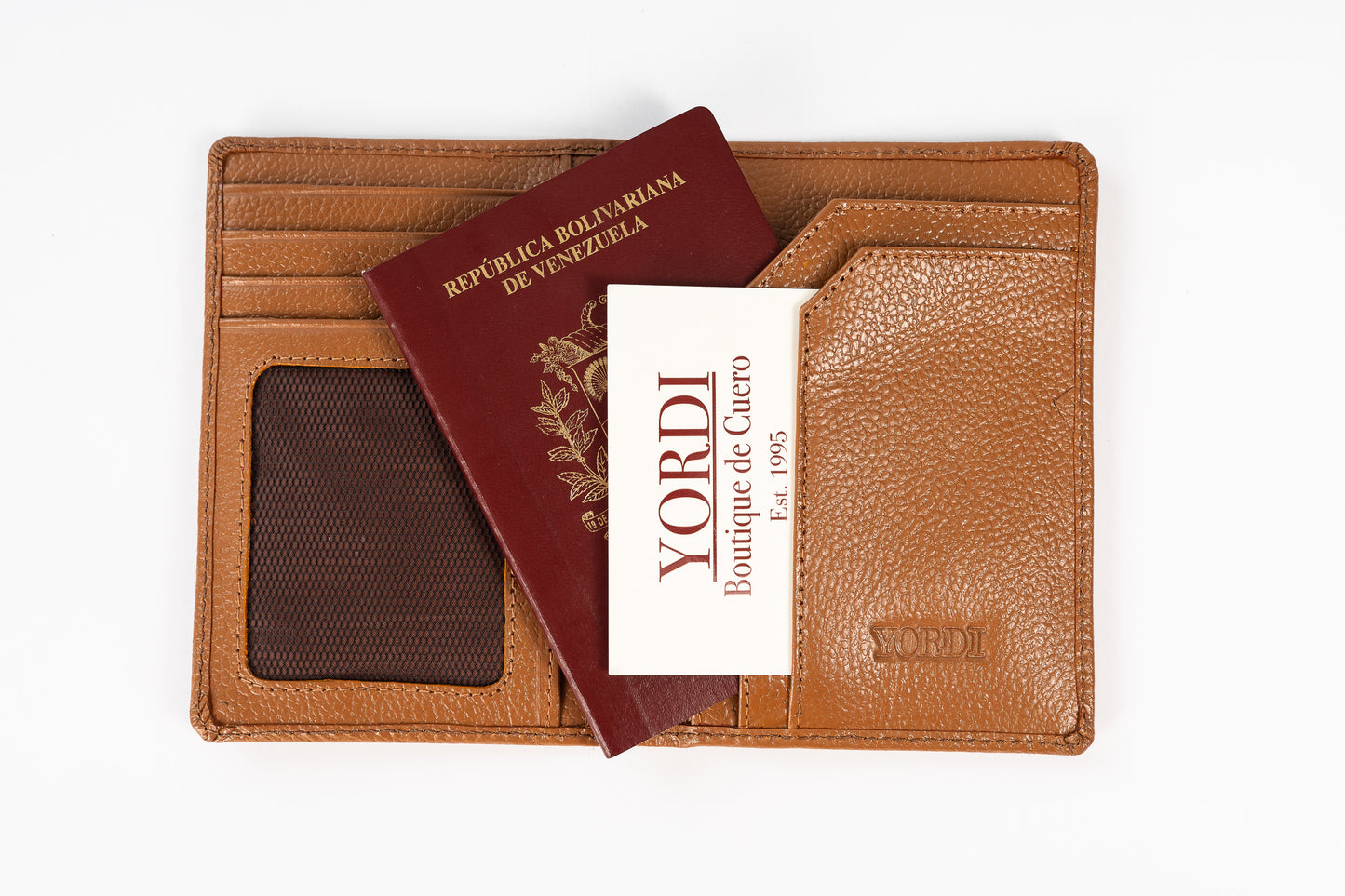 PORTA PASAPORTE (CAMEL)