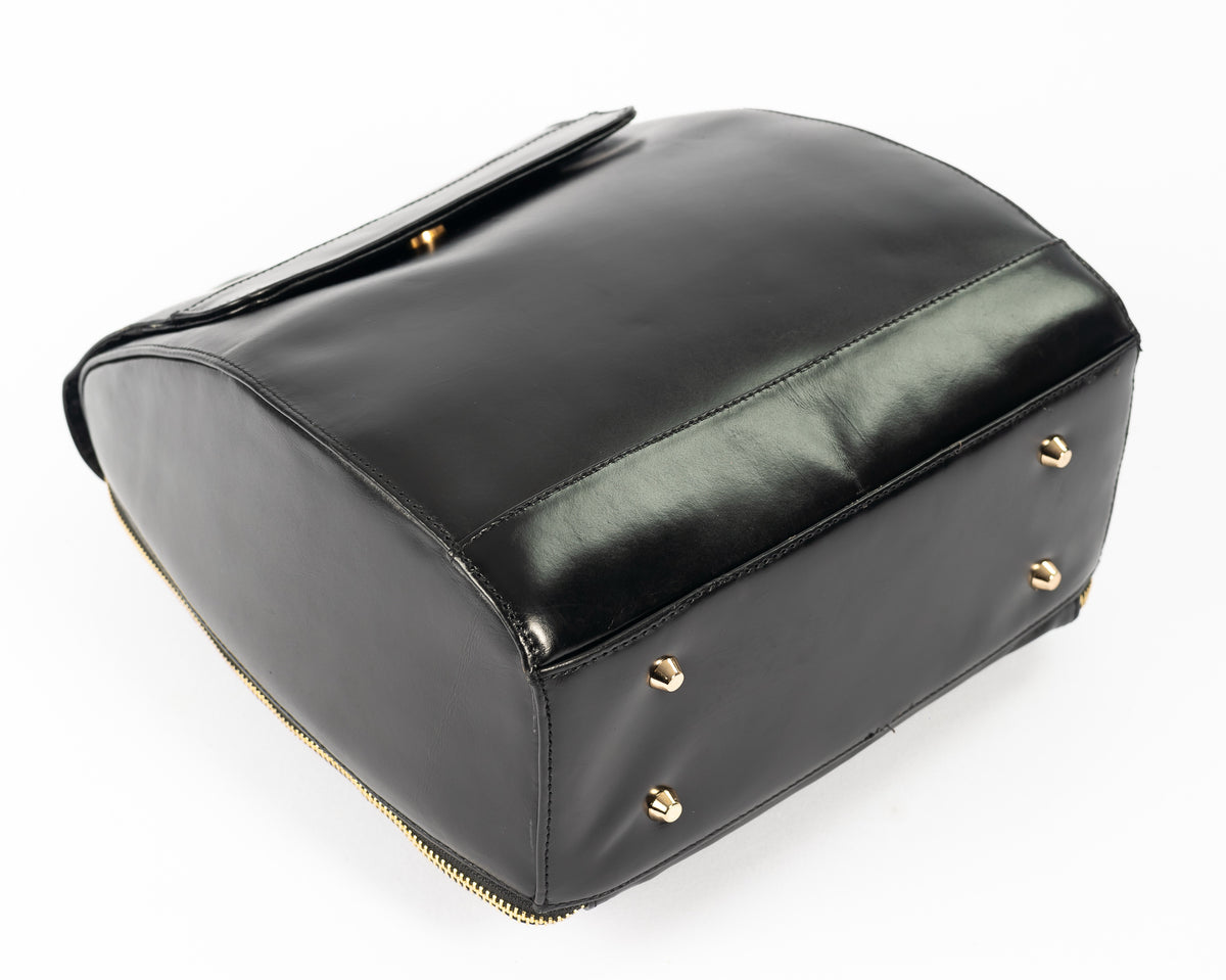 Morral Alessia — Negro Pátina