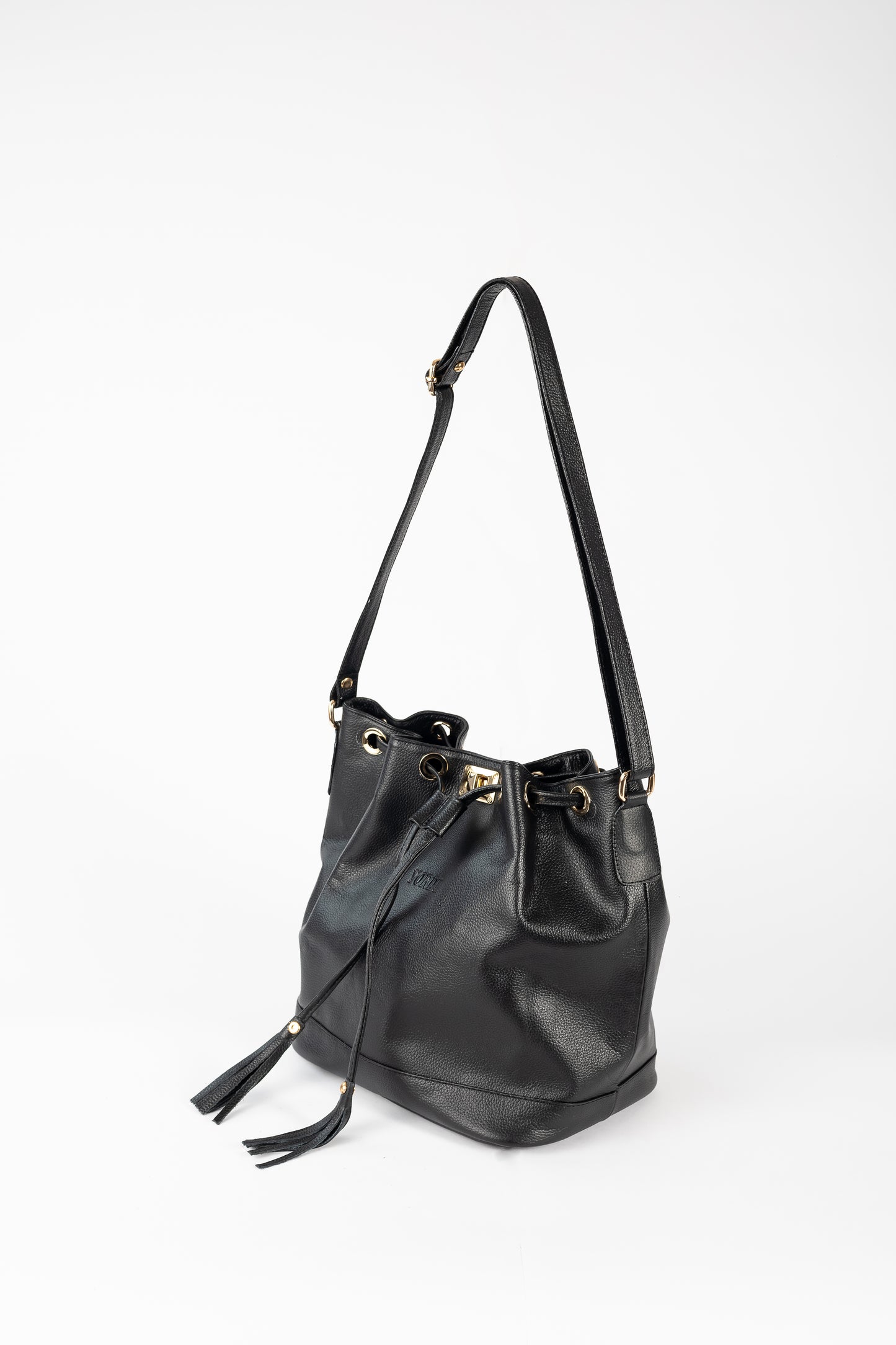 GRAN BUCKET (NEGRO)