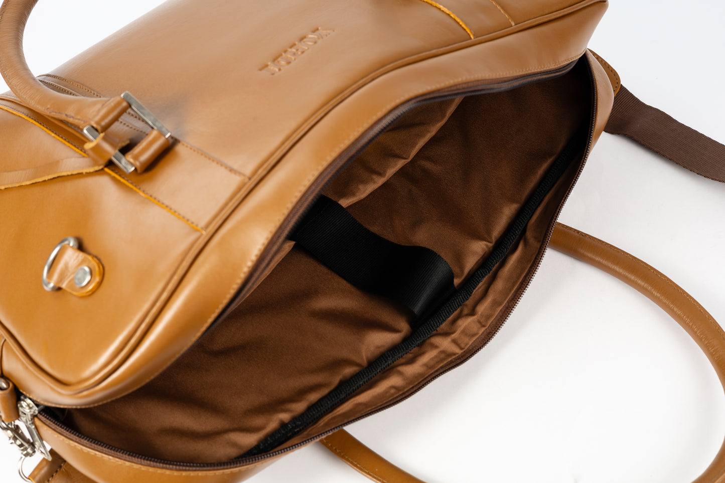 MALETIN HOPKINS (CAMEL)