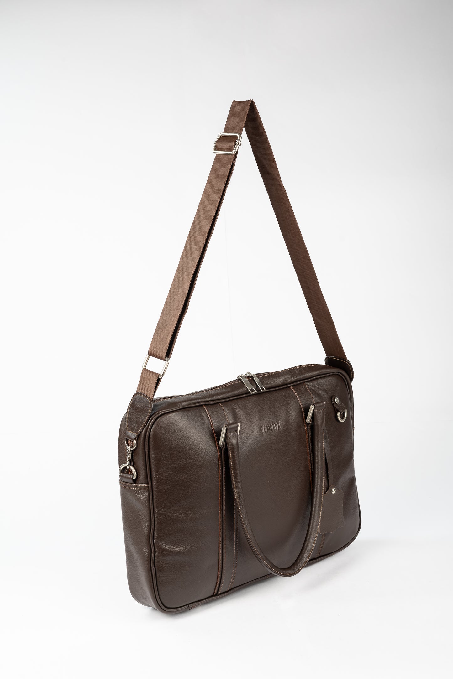 MALETIN HOPKINS (MOCHA MOUSSE)