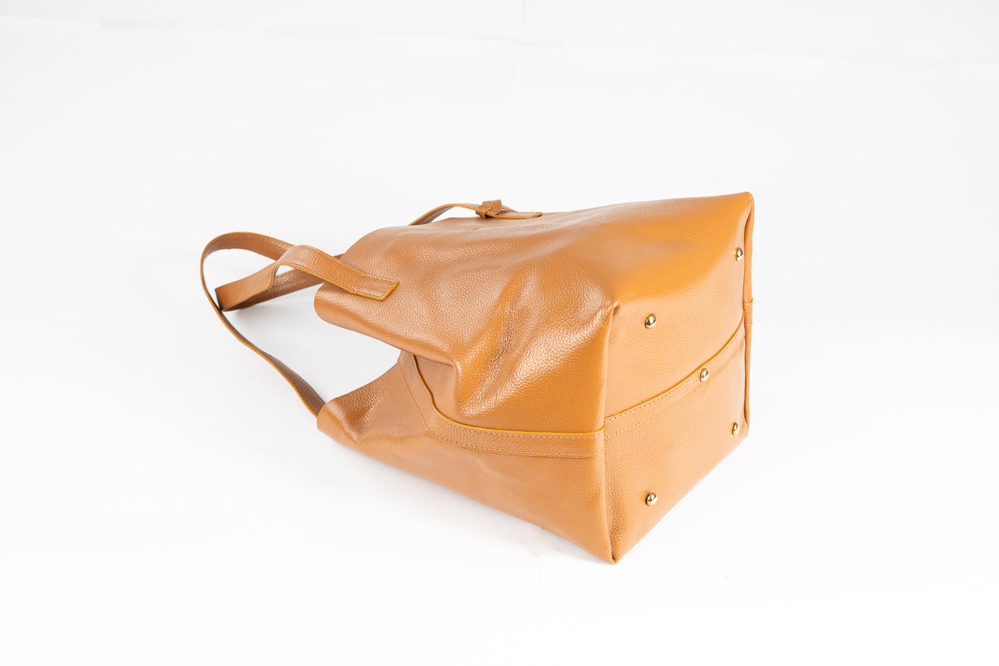 TOTE (CAMEL)