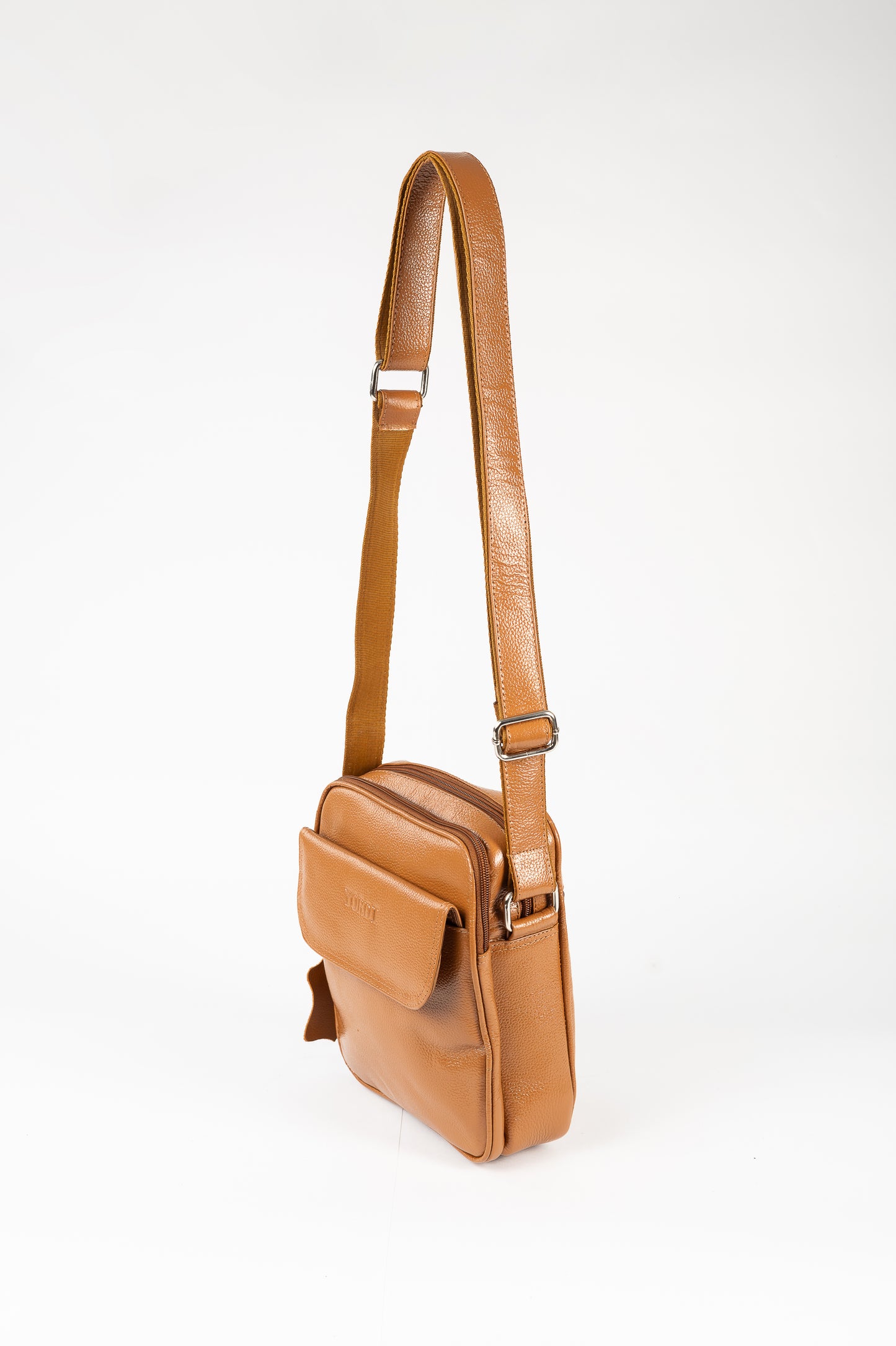 BOLSO MANOS LIBRES ADRIANO (CAMEL)