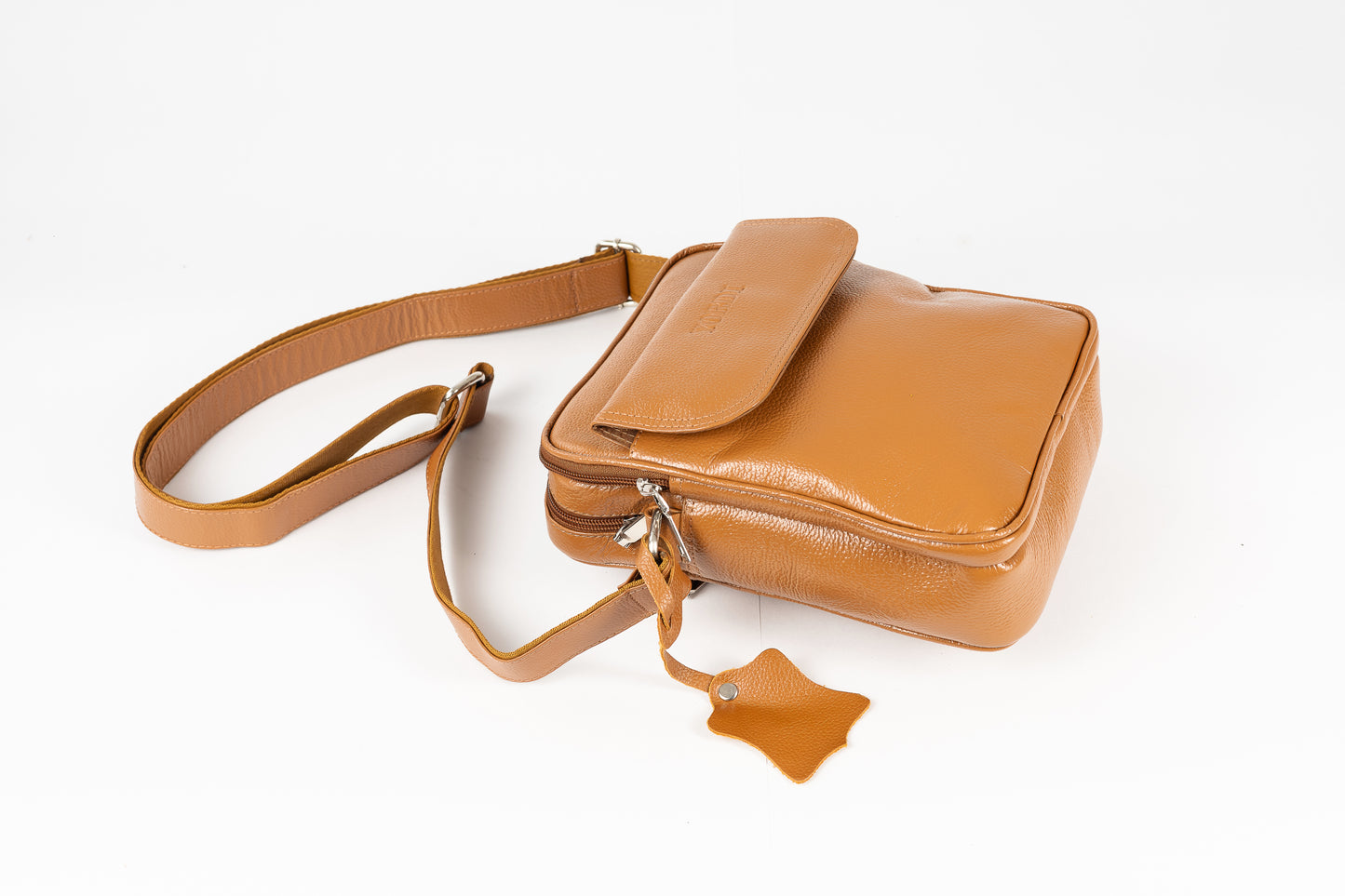 BOLSO MANOS LIBRES ADRIANO (CAMEL)