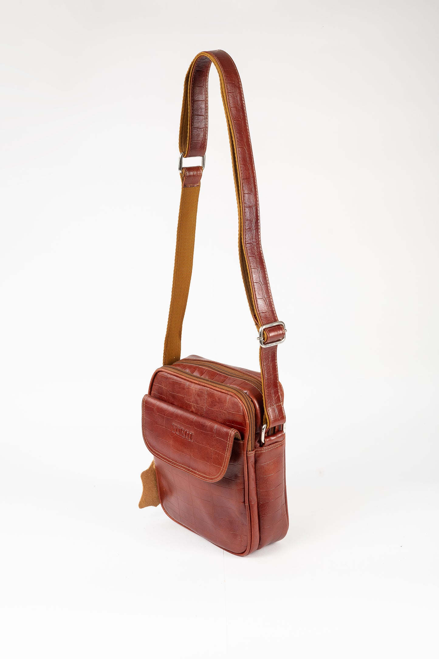 BOLSO MANOS LIBRES ADRIANO (BORGOÑA)