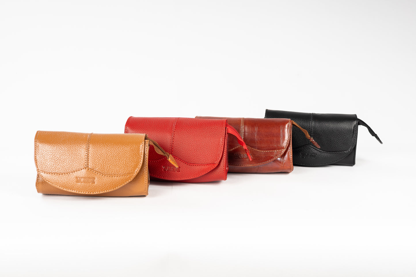 NECESER OLIVIA (CAMEL)
