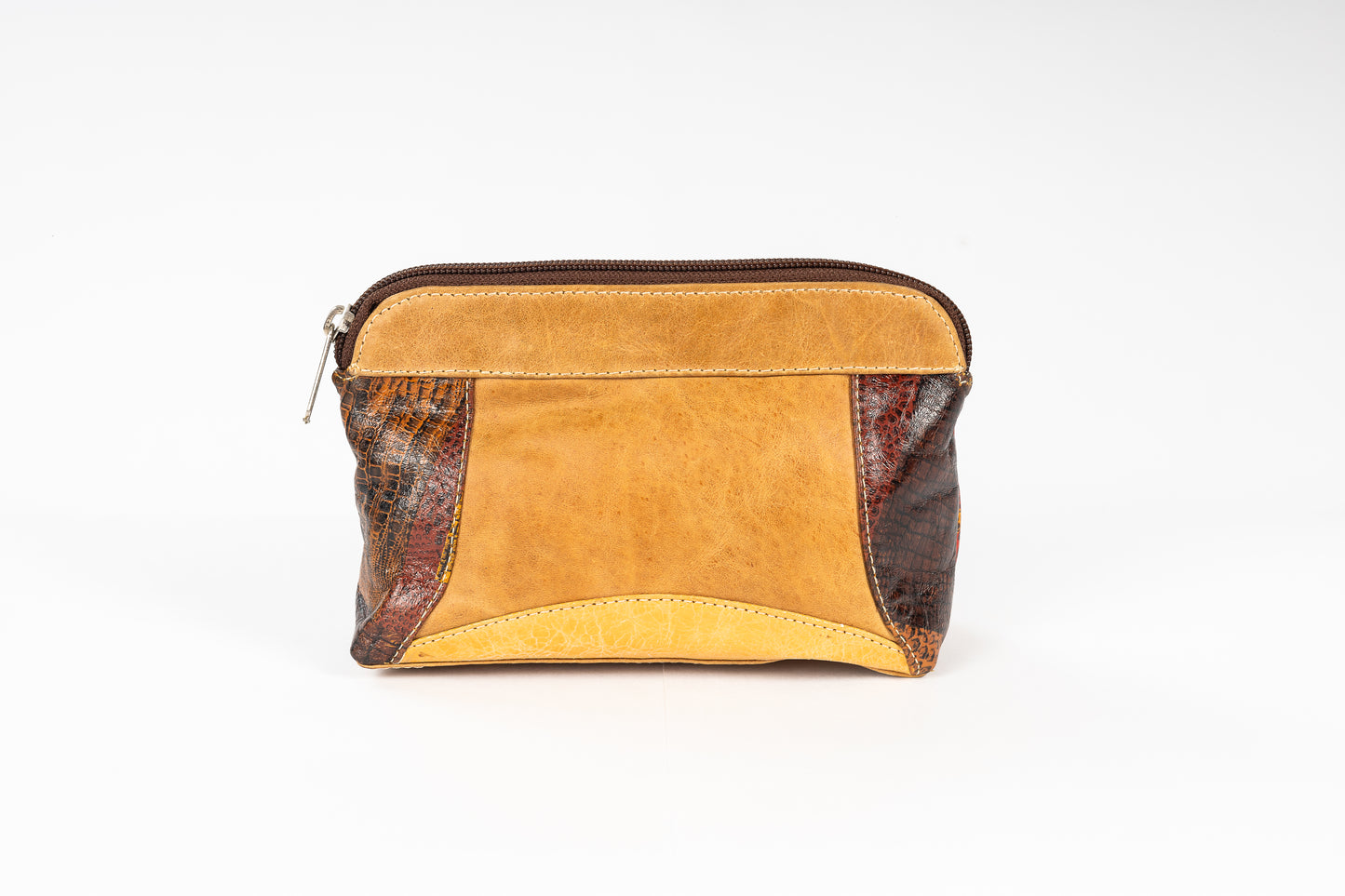 NECESER (CAMEL)