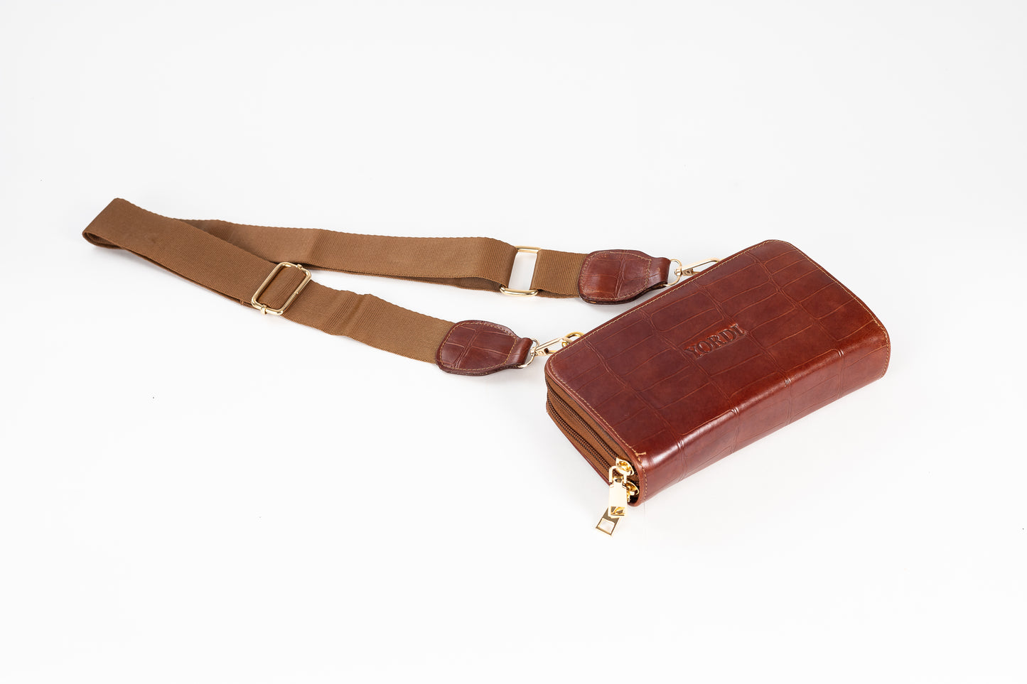 BILLETERA MANOS LIBRES BOLONIA (BORGOÑA)