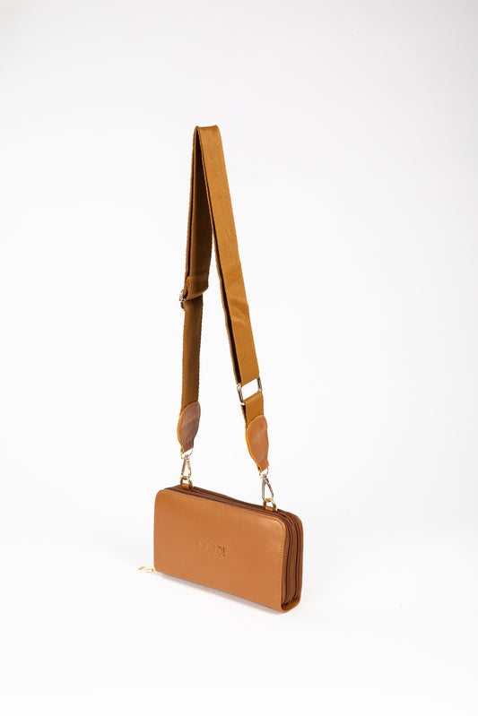 BILLETERA MANOS LIBRES BOLONIA (CAMEL)