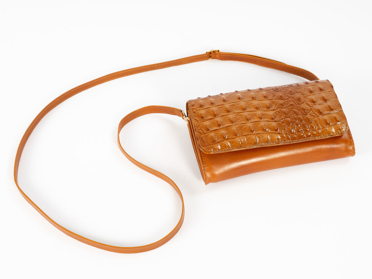 Bolso Clutch Diana | Camel Cocodrilo Charol