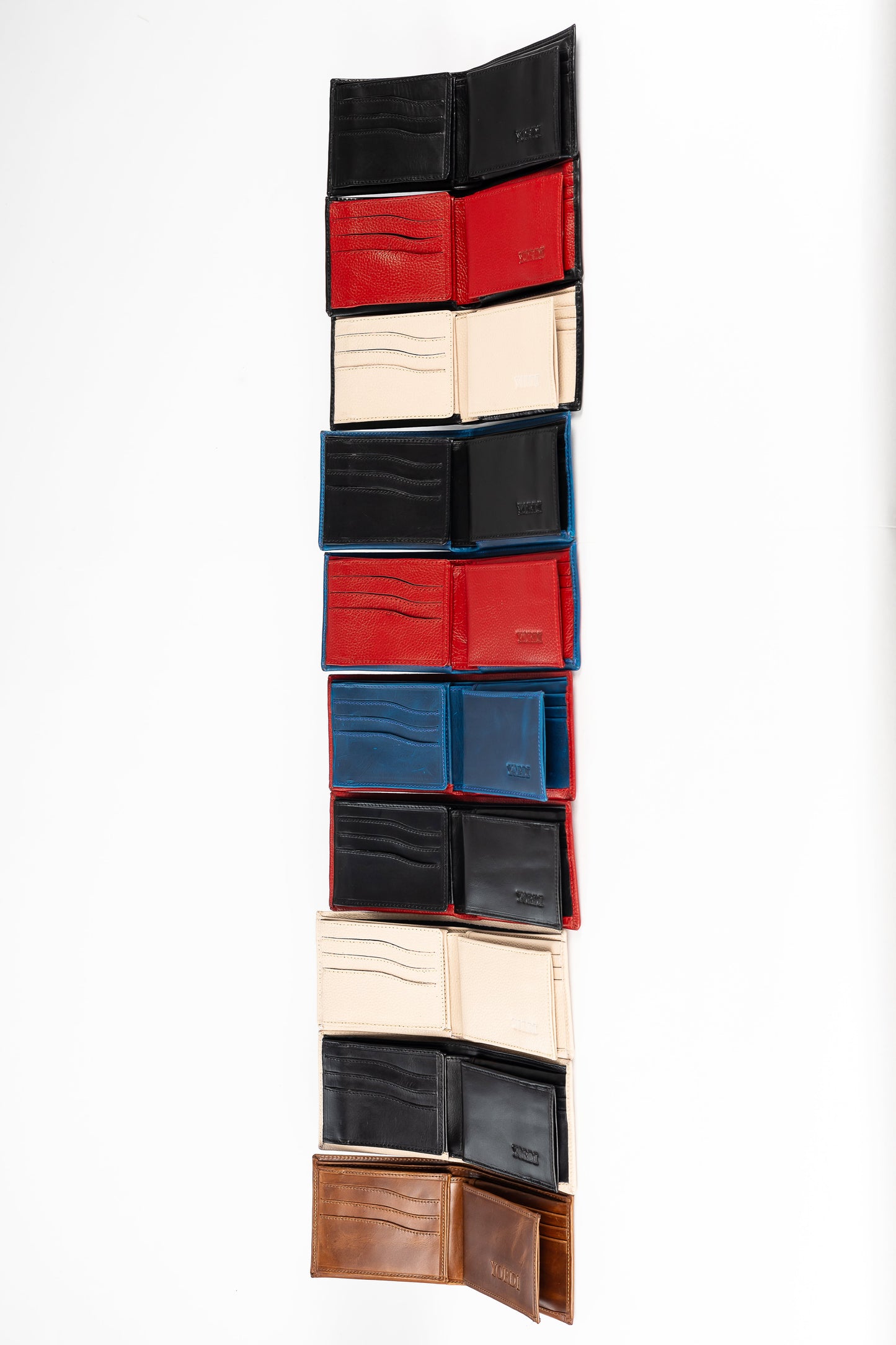 BILLETERA CERDEÑA (BEIGE/NEGRO)