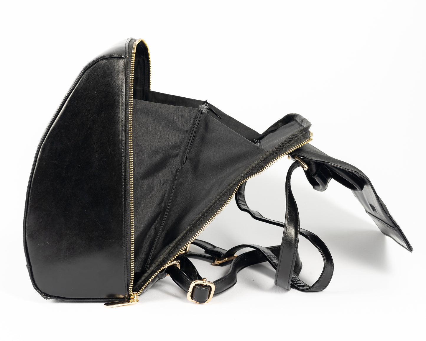 Morral Alessia — Negro Pátina