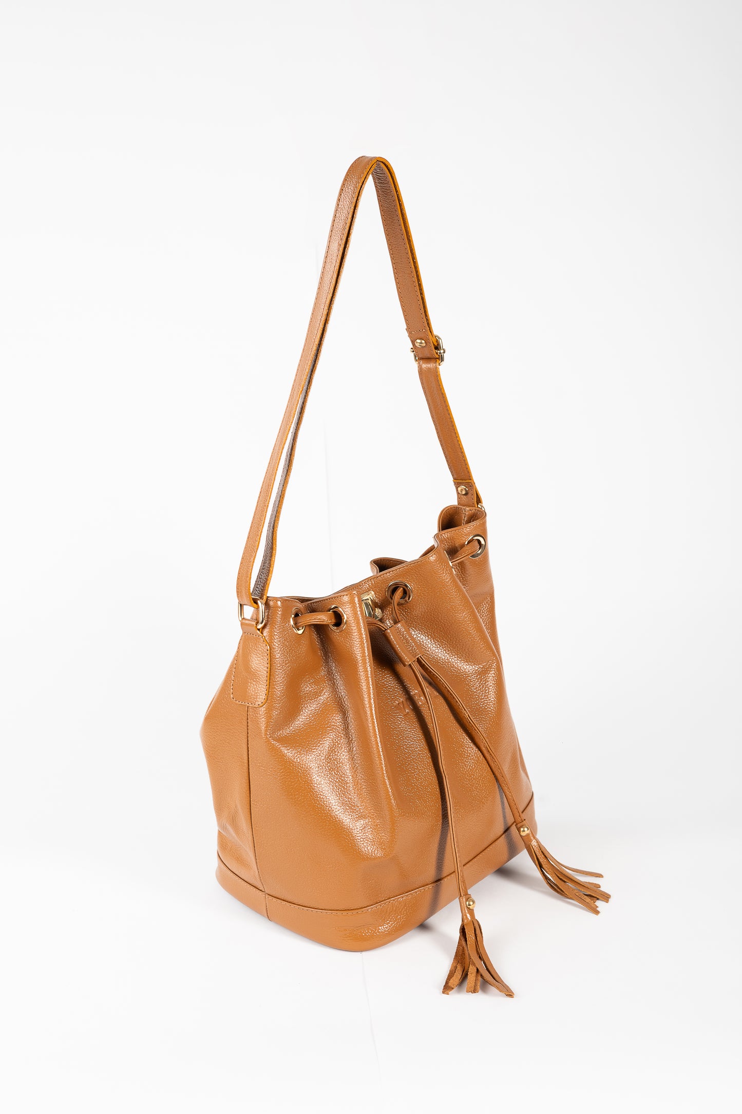 GRAN BUCKET (CAMEL)