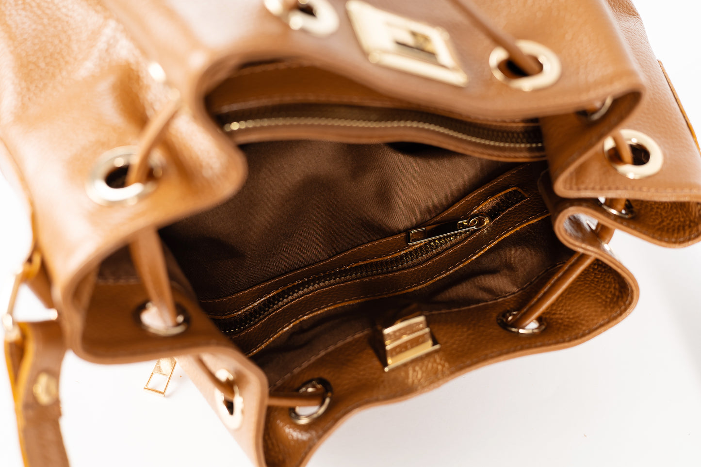 GRAN BUCKET (CAMEL)