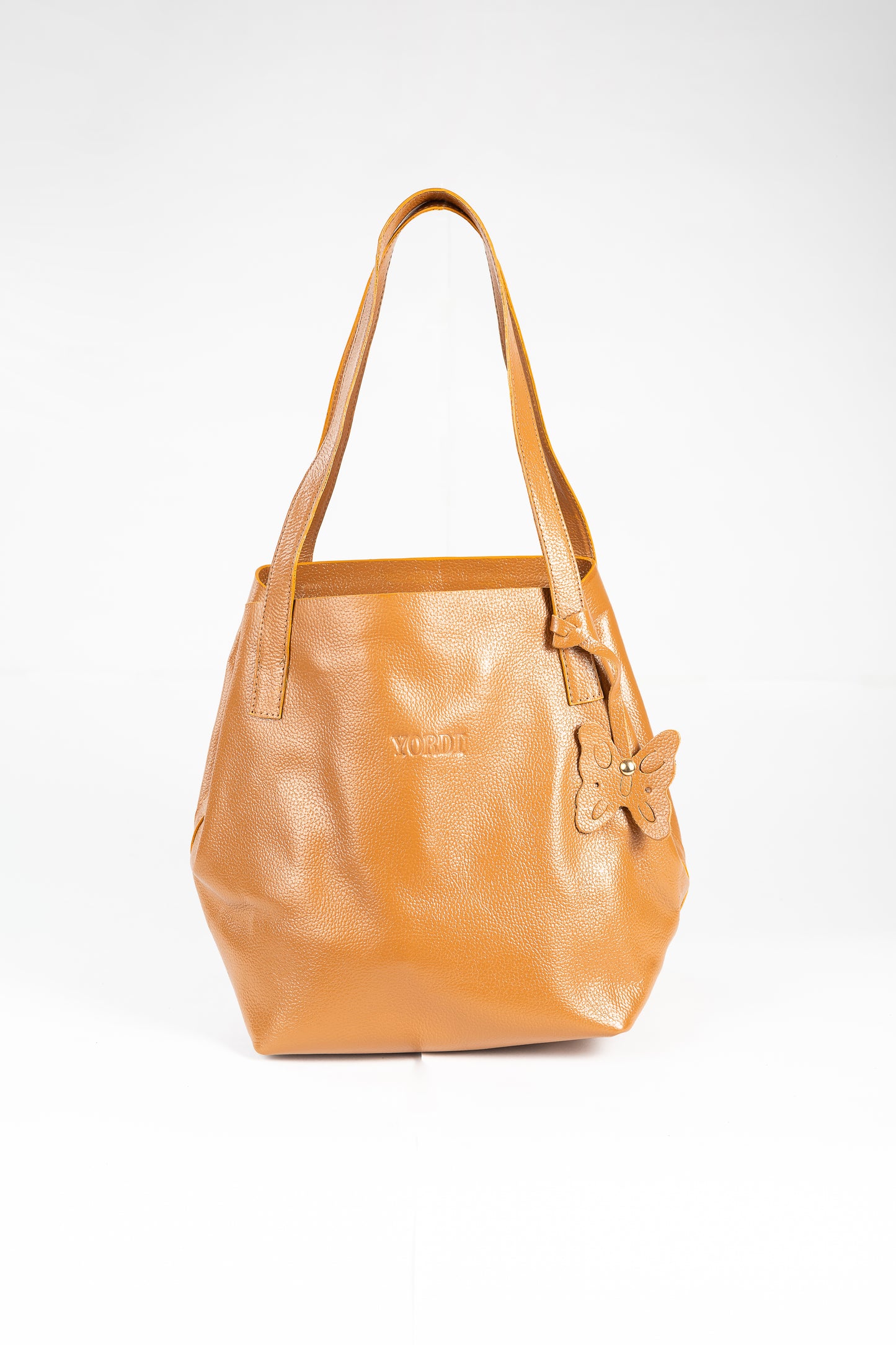 TOTE (CAMEL)