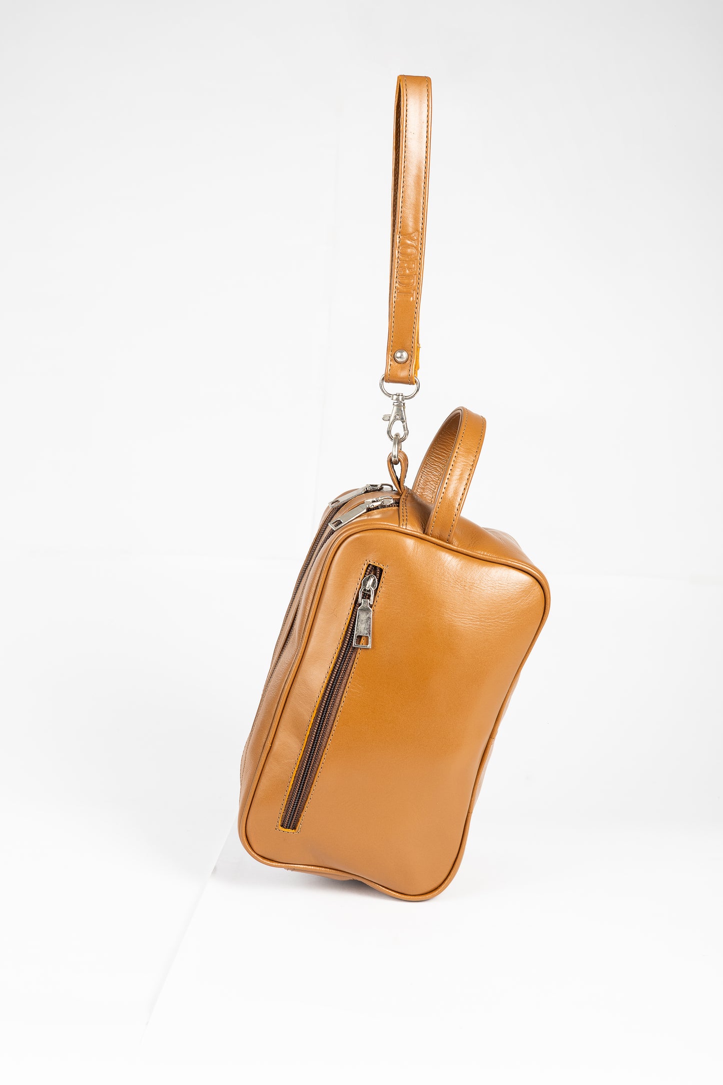BOLSO DE MANO (CAMEL)