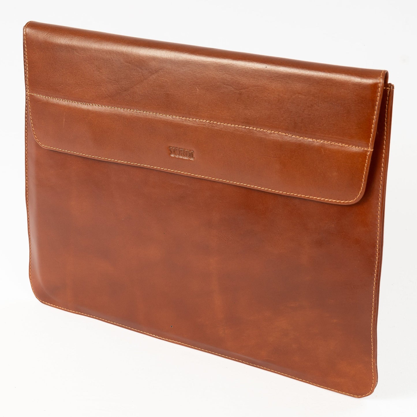PORTA LAPTOP 17" (COÑAC)