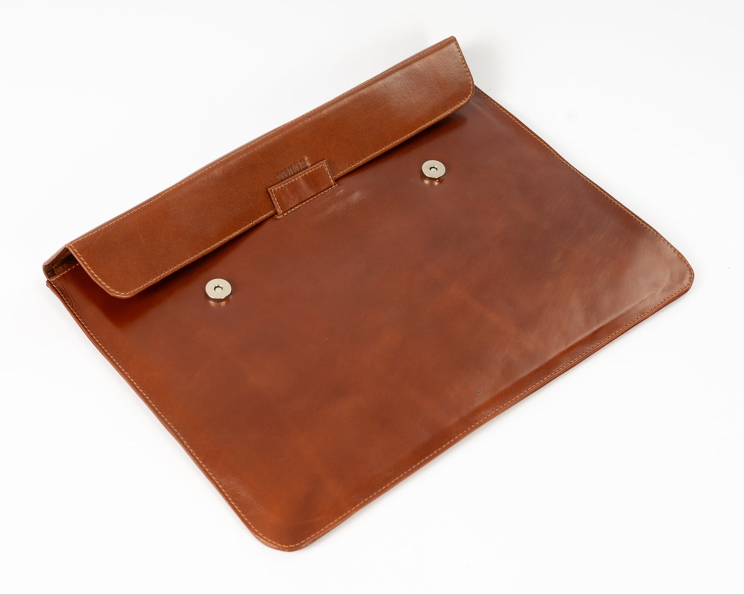 PORTA LAPTOP 17" (COÑAC)