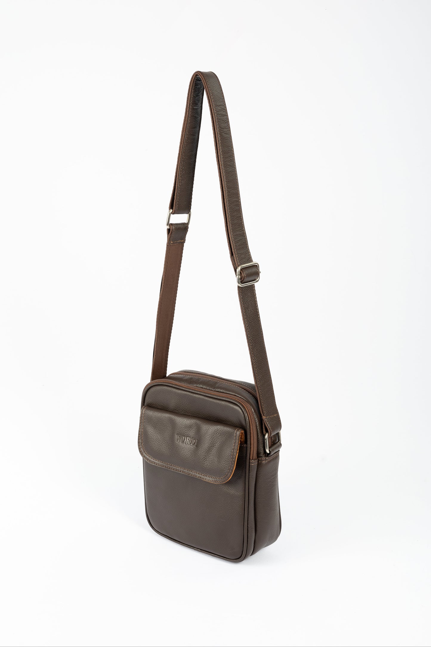 BOLSO MANOS LIBRES ADRIANO (CAFÉ)