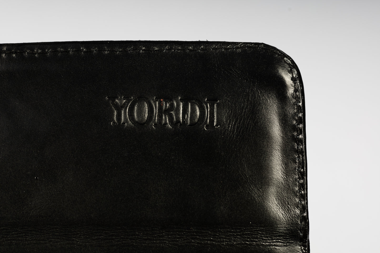 CARTERA KELLY (NEGRO)
