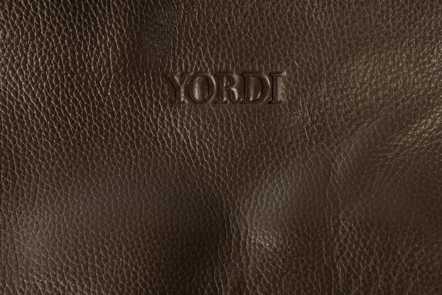 BOLSO AUGUSTO (MOCHA MOUSSE)