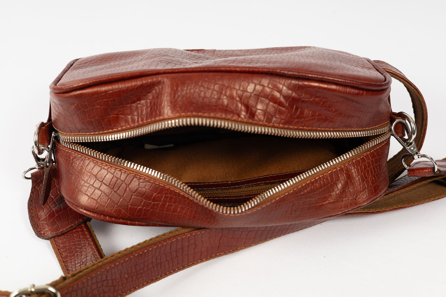 BOLSO AUGUSTO (BORGOÑA)