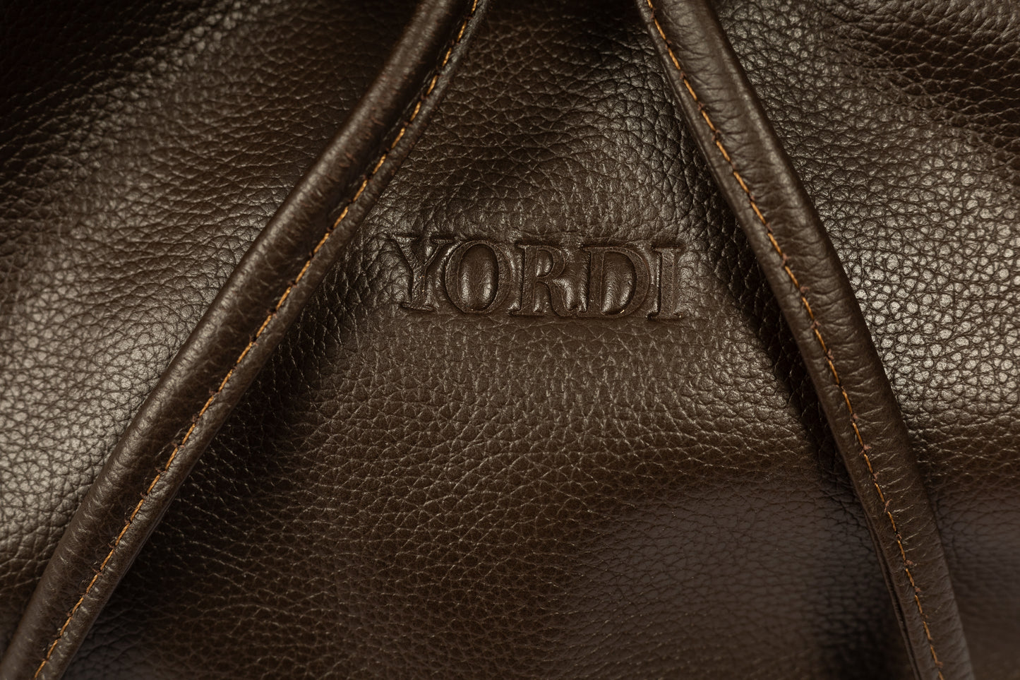 GRAN BUCKET (MOCHA MOUSSE)