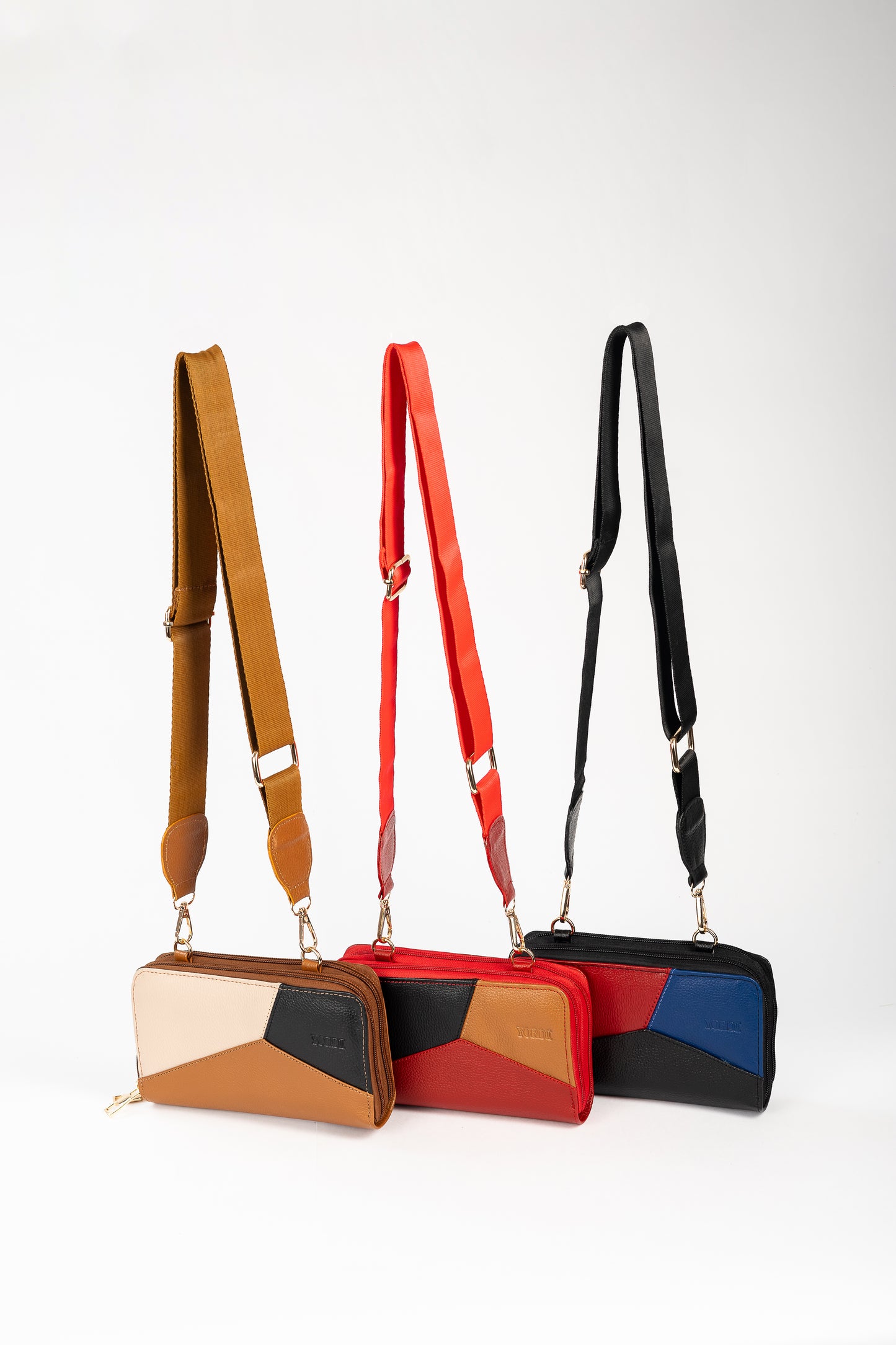 BILLETERA MANOS LIBRES BOLONIA TRICOLOR (CAMEL)